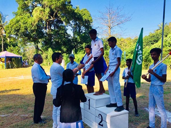 prijzen sportwedstrijd worden uitgereikt
